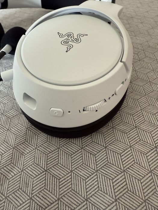 Слушалки Razer Kaira чисто нови