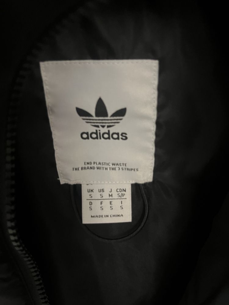 Полдас куртку adidas