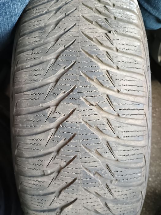 Vând jante tabla pe 15