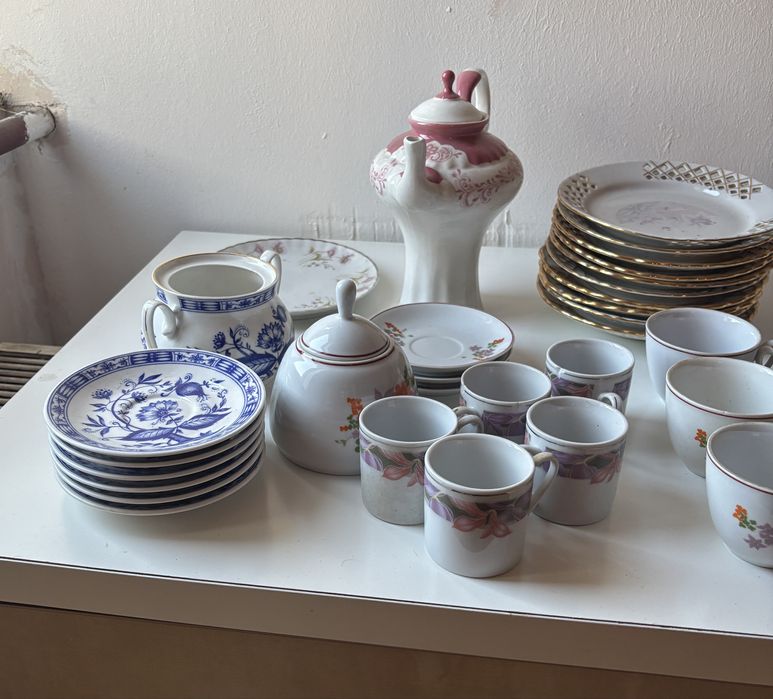 Set de masa din portelan luxos - ideal pentru ocazii speciale