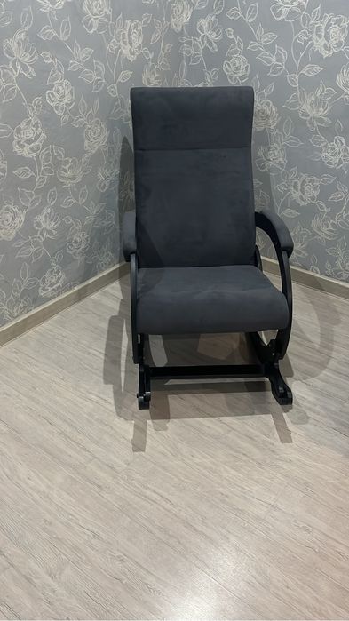 Срочно продам Кресло качалка
