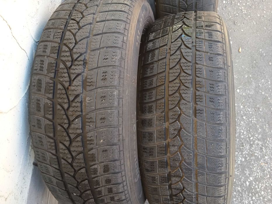 зимни гуми 205/60/16