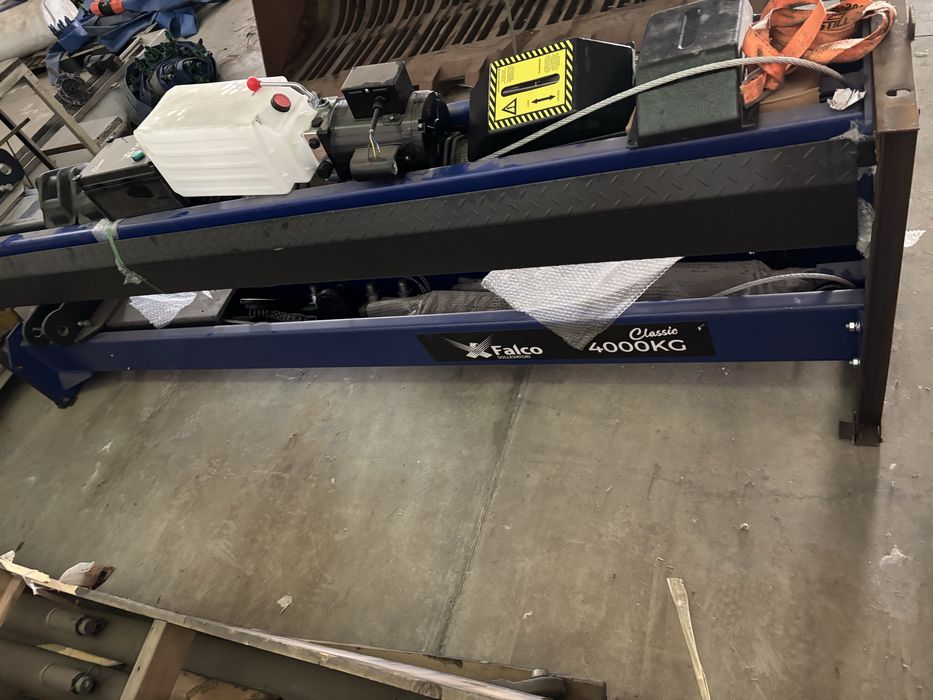 Подемник крик 4000кг, FALCO, Холандски!