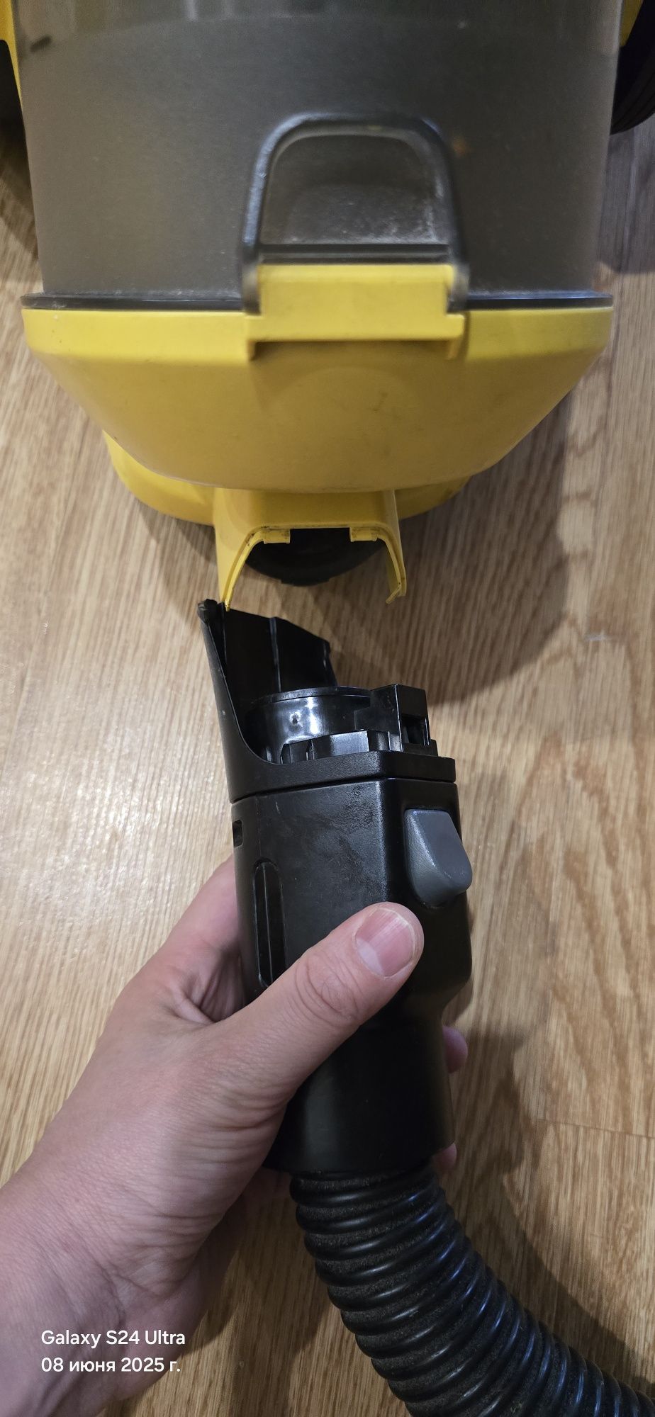 Продам пылесос karcher