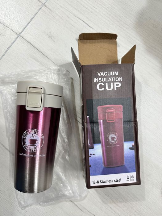 Чисто нов термос за топли и студени напитки