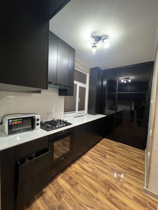 Сдается Своя стильная квартира с дизайнерским ремонтом на долгий срок.