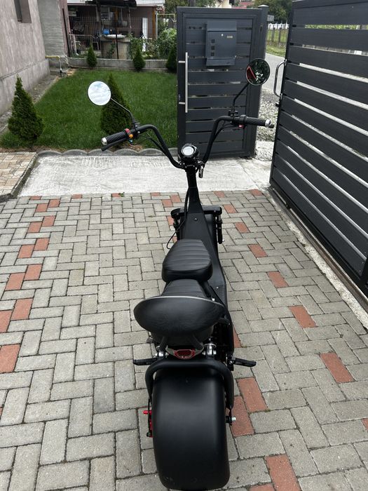 Vand scuter electric