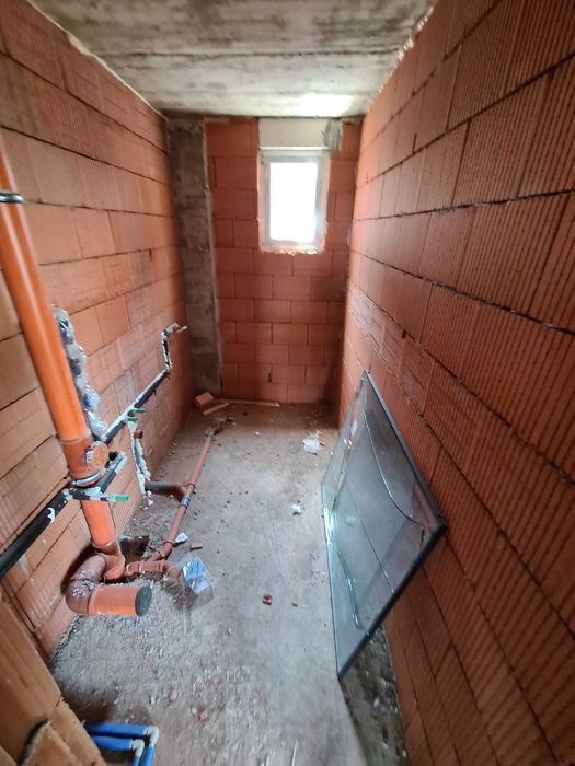 Продава се Тристаен апартамент в Пловдив, Южен - 97 кв.м за 762 €/кв.м - Снимка #7