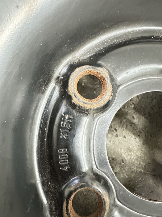 Резервна гума (патерица) 125/80/15