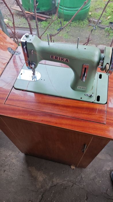 Masina de cusur ERIKA
