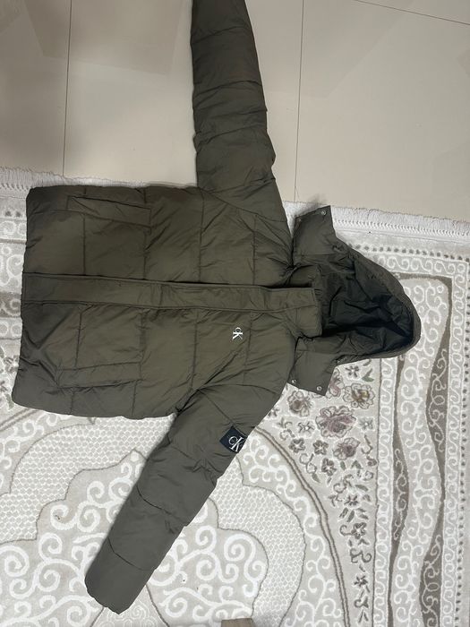 Vand geaca calvin klain