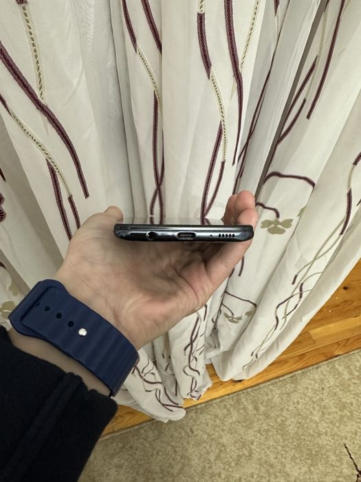 Samsung a50 sotiladi