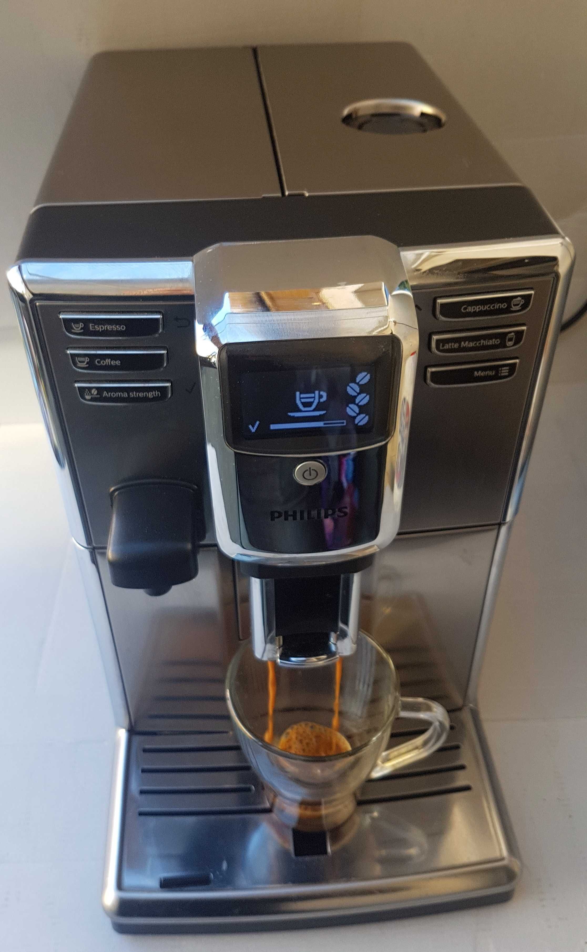 Espressor/Expresor superautomat Philips EP5365 5400 deluxe cappuccino,