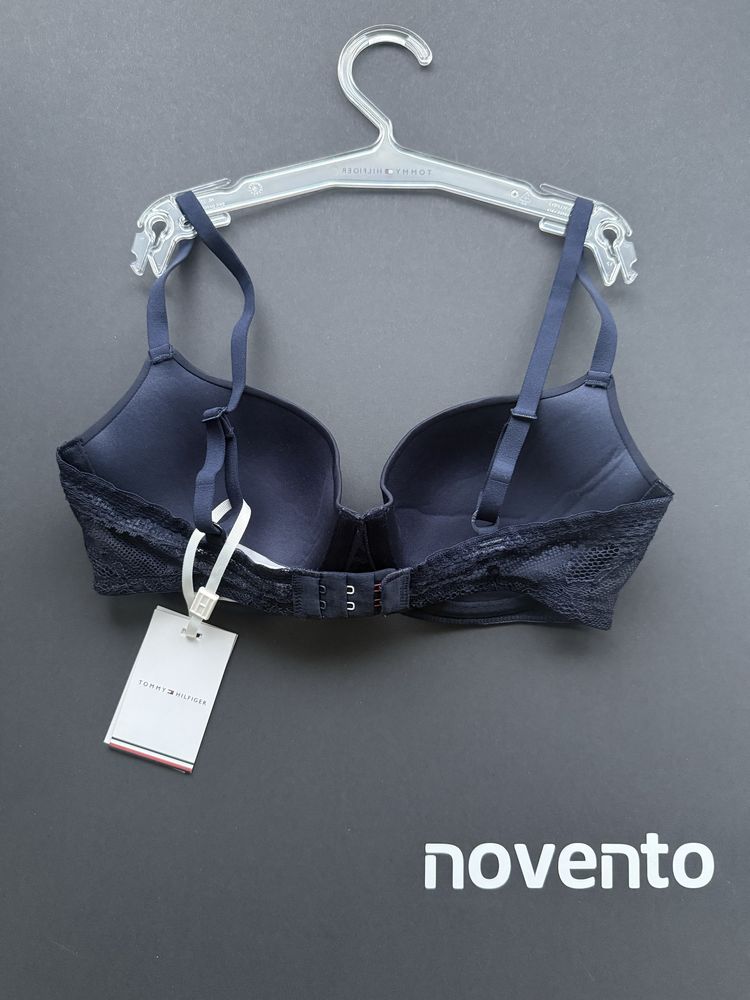Луксозен сутиен Tommy Hilfiger /70C,D; 75A,C; 80C/