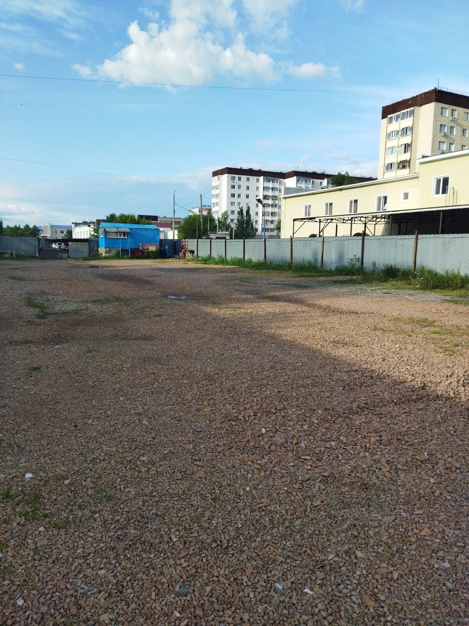Сдам в аренду автостоянку,мкр.5,автомойка 5 Элемент Автовокзал