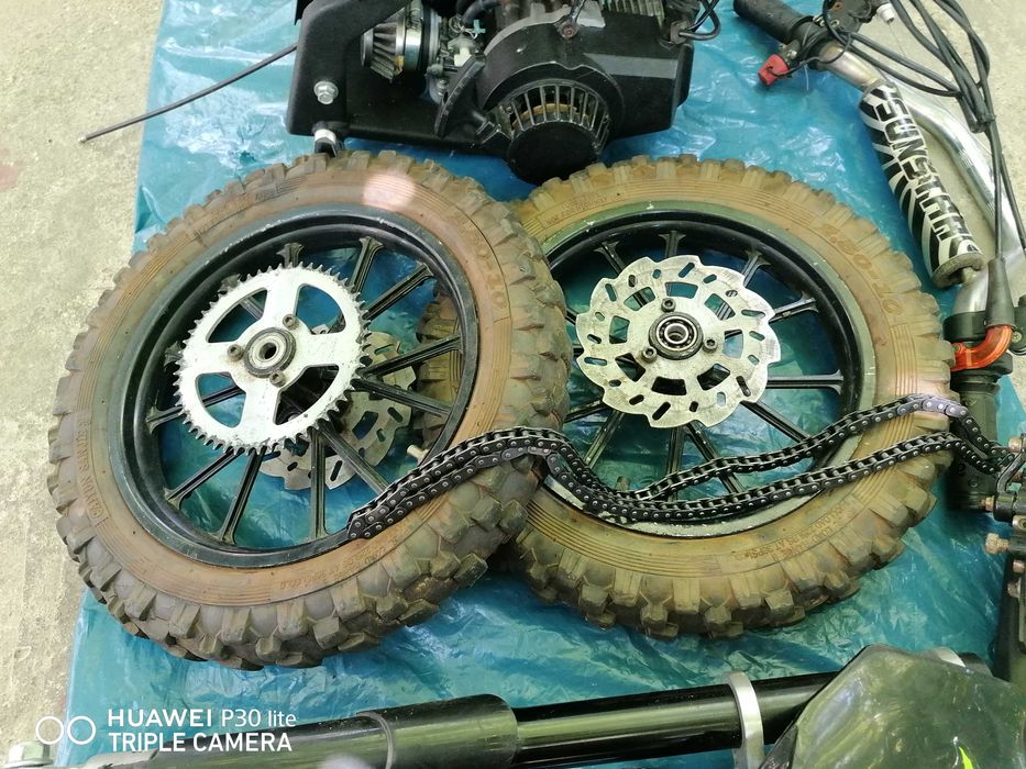 SUNSTAR MONSTER  Mini cross motor bike pt.varste incepand de la 16 ani