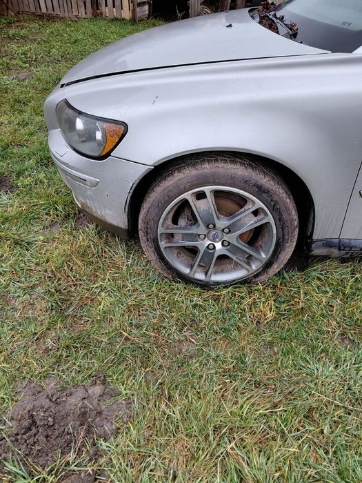 Vand volvo V 50 pentru piese schimb  masina functionala fara acte