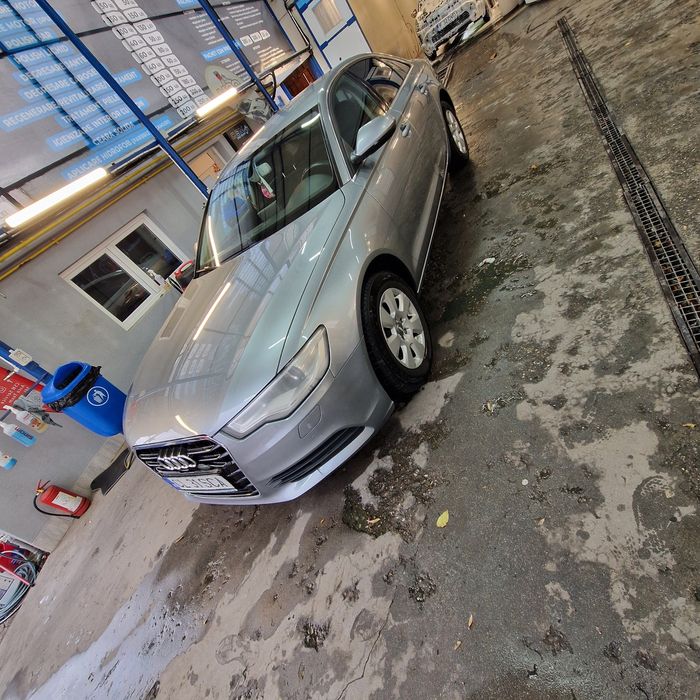 Vând Audi A6 Limousine