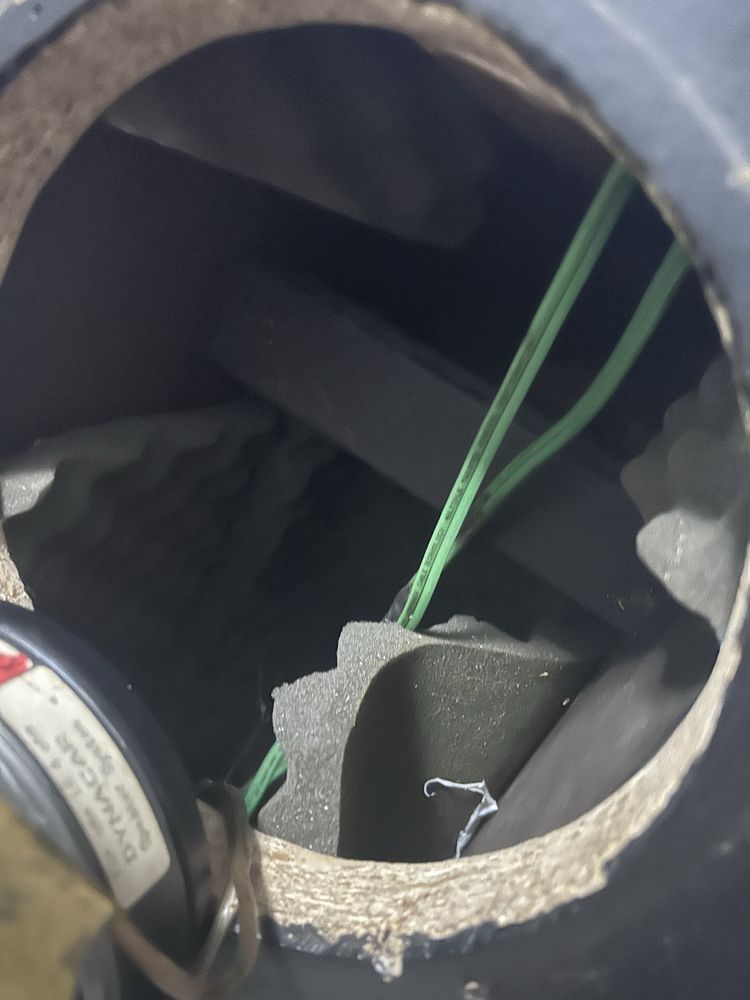 Set Boxe Dynacar si Dynaudio