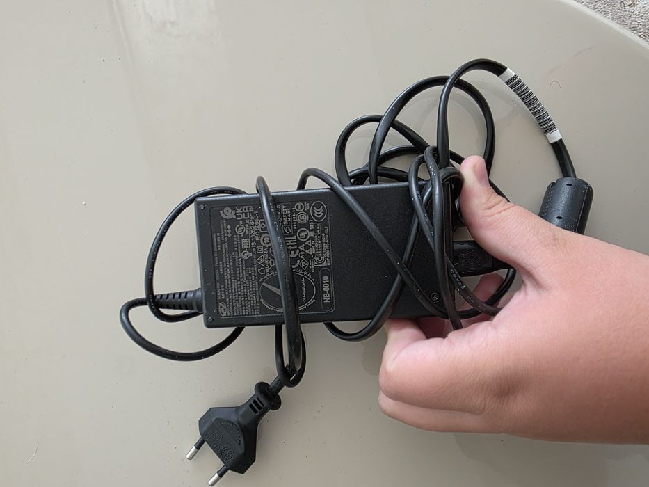 Vand  volan LOGITECH G29 URGENT   !
