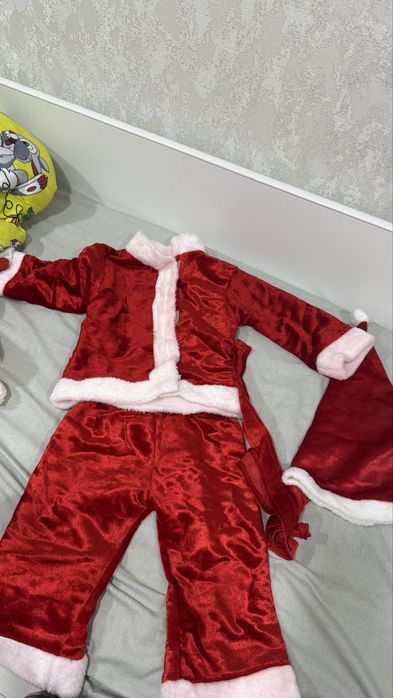Продам новогодний костюм санта клауса
