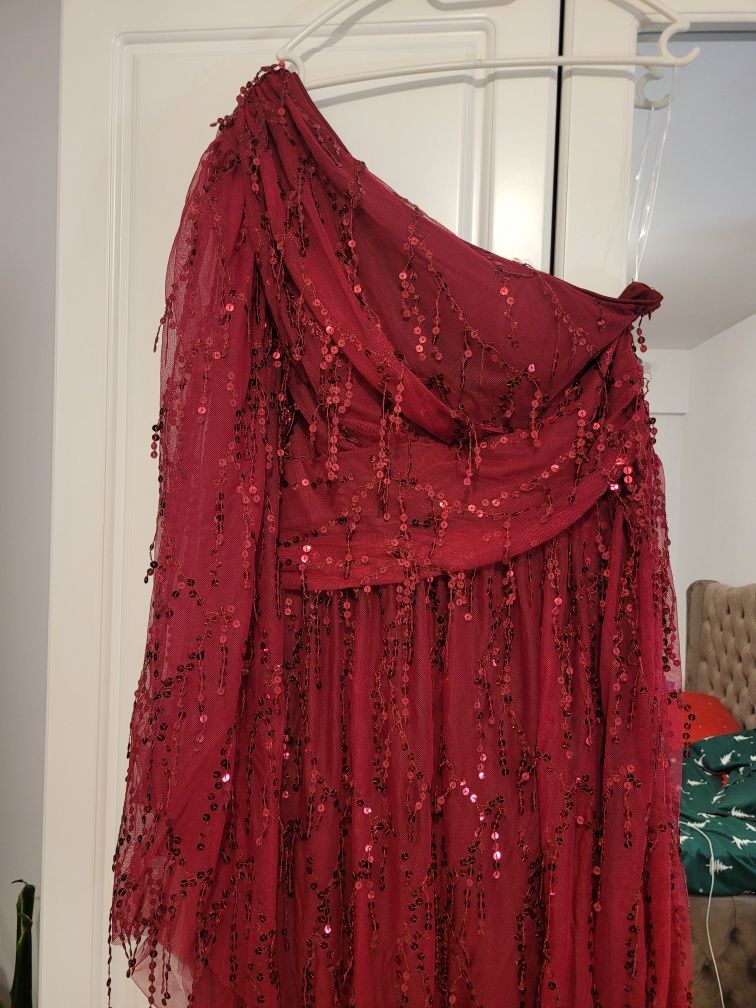 Rochie de ocazie cu paiete