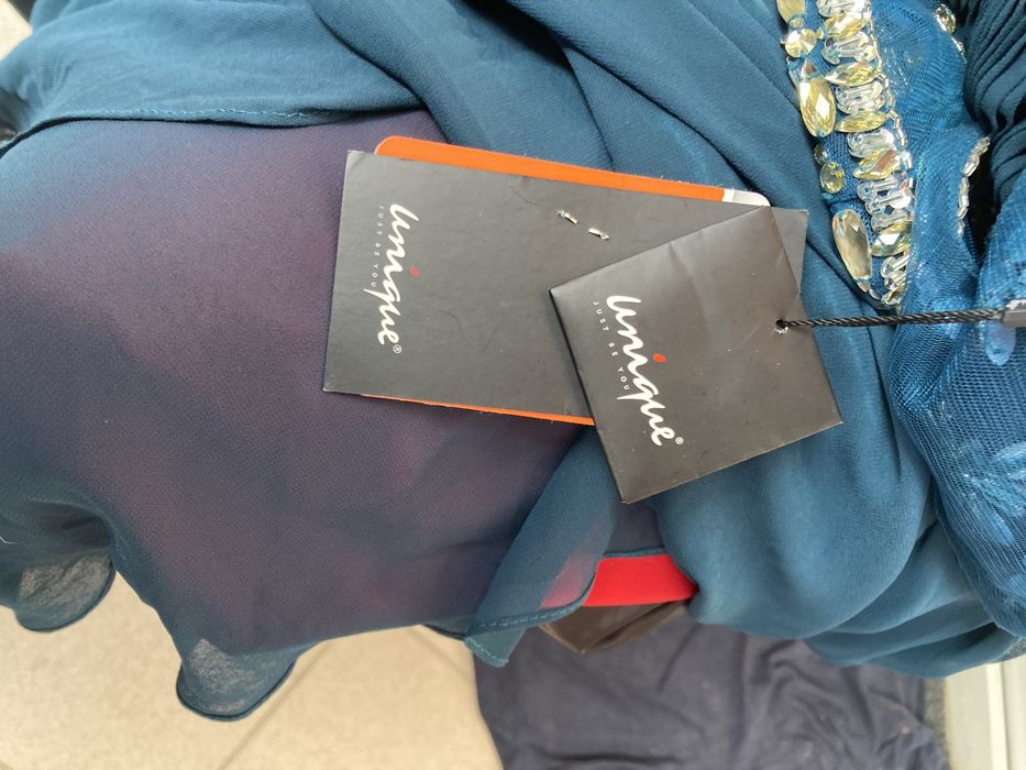 Rochie masura 36 noua potrivita pentru evenimente deisebite