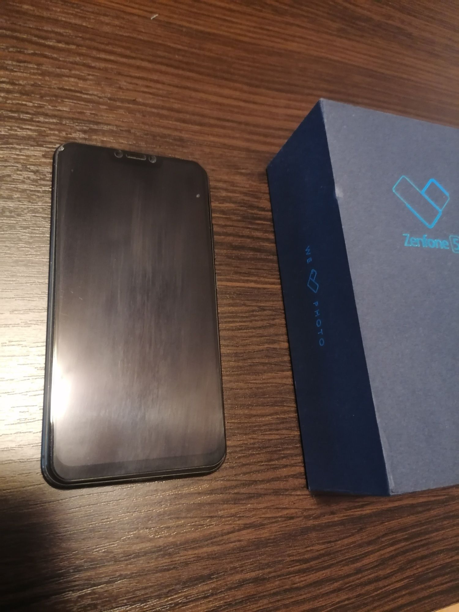 Vand Asus ZenFone 5Z