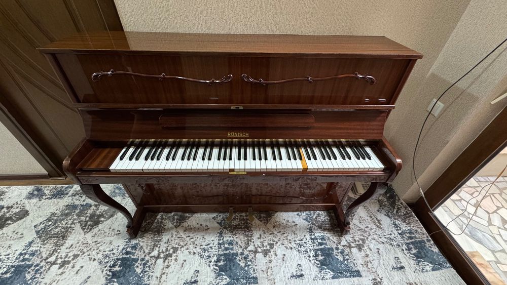 Пианино Ronisch в отличном состоянии