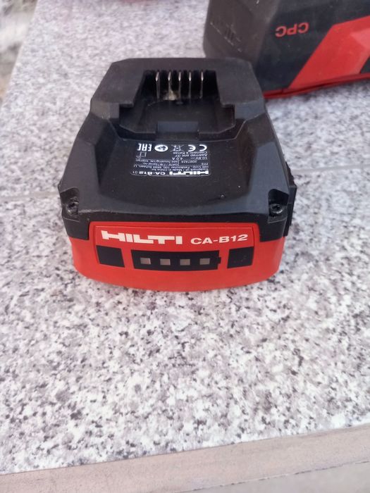 Hilti Батерия и Зарядно Nuron