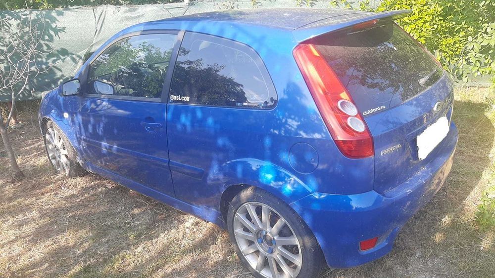 Dezmembrez Fista ST 150 2006