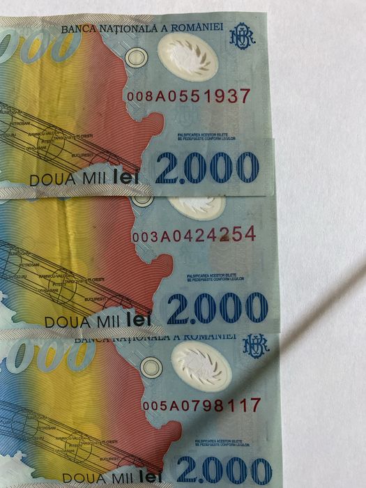 Bancnote 2000lei cu eclipsa din prima serie