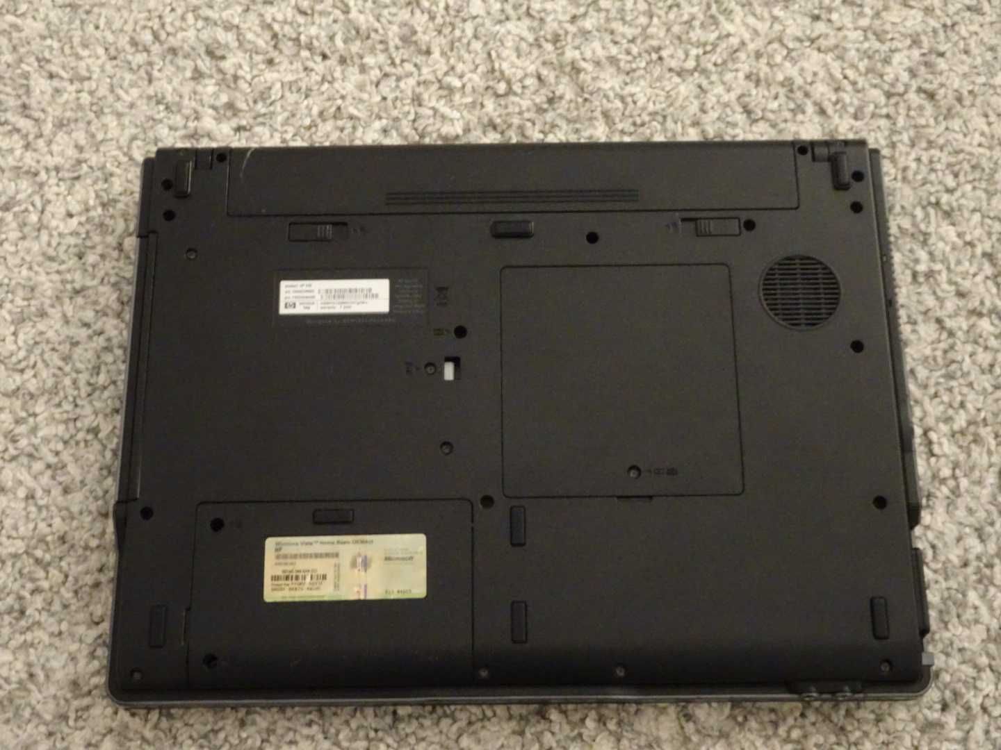HP 530 – Design clasic, pentru colecționari, gameri retro, filme, etc.