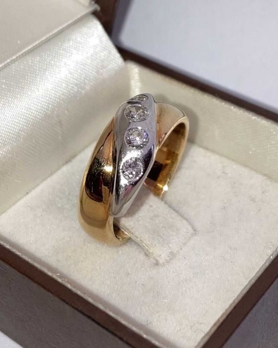 Inel de aur galben 14k cu 4 diamante 0.40ct montate in aur alb 7.80gr