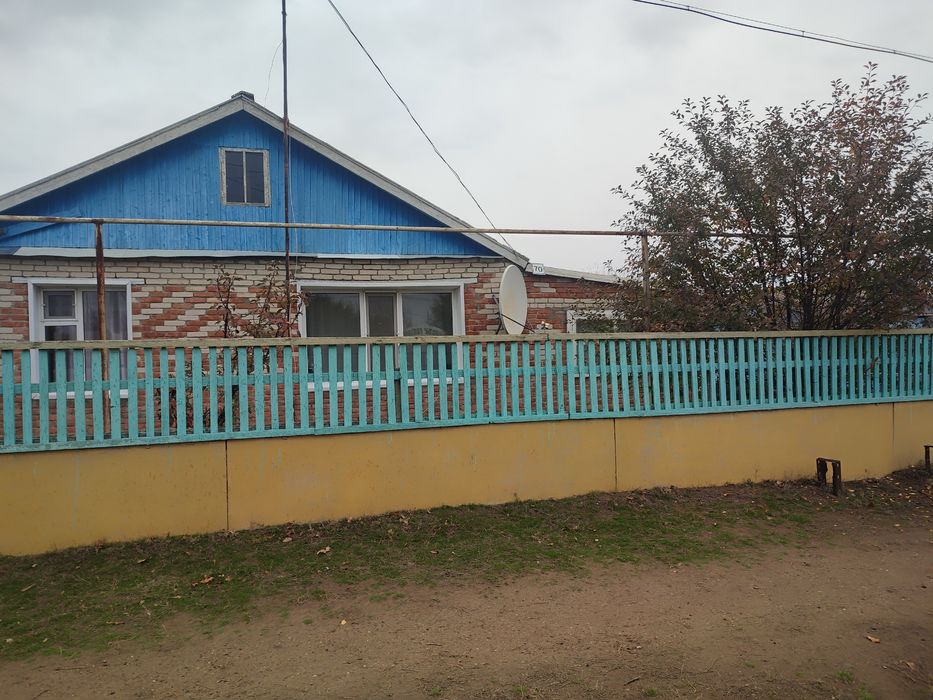 Продам дом в поселке