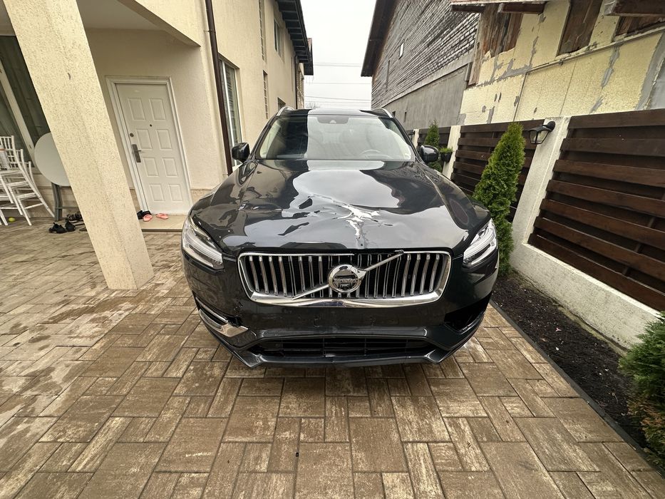 Volvo XC90 Plug in Hybrid Avariat