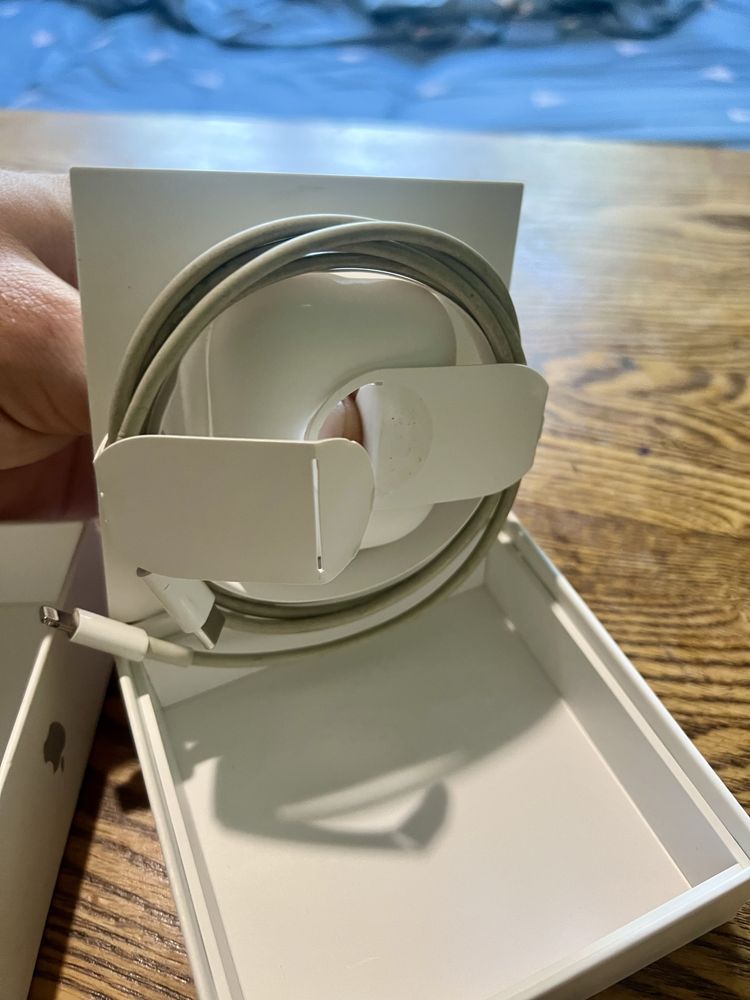 Airpods 2 оригинал