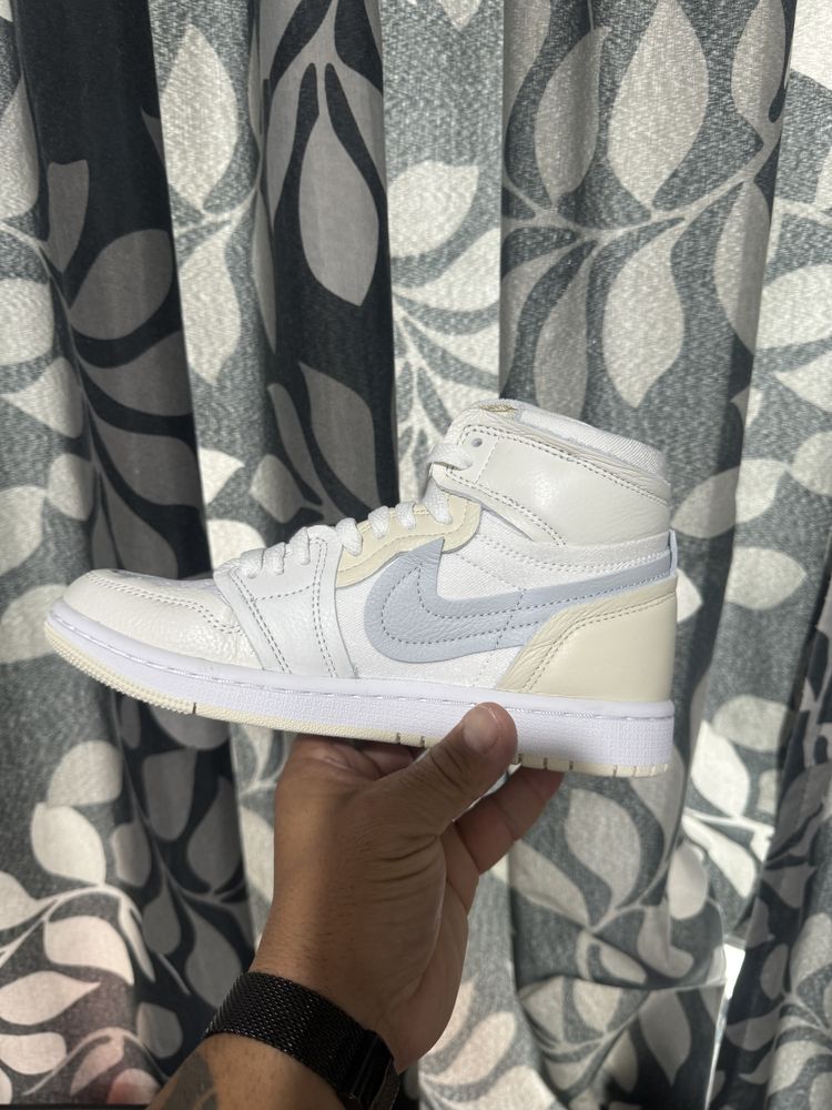 Air Jordan 1 MM High