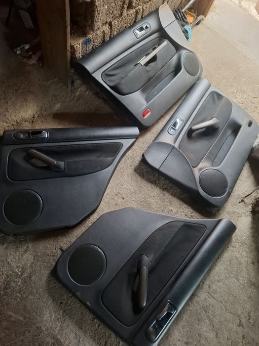 Fețe uși Wolswagen Golf 4