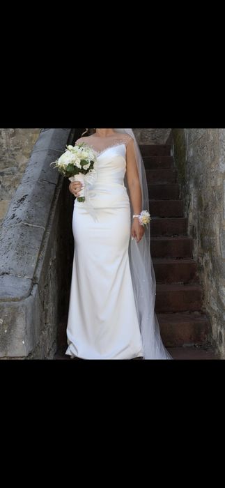 Vând rochie mireasa + voal