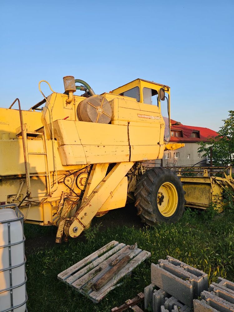 Combină New Holland