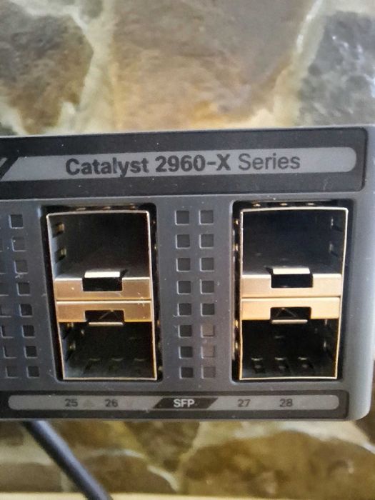 Switch Cisco Catalyst 2960-X WS-C2960X-24PS-L PoE+