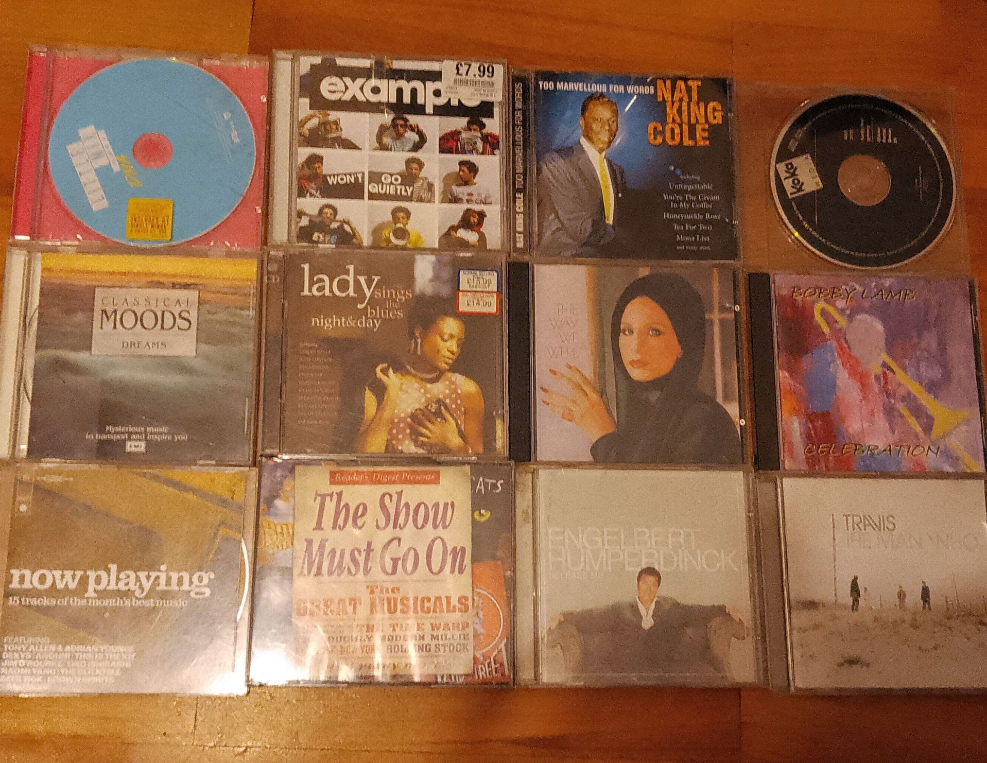 50 броя оригинални дискове (CD) с английска музика