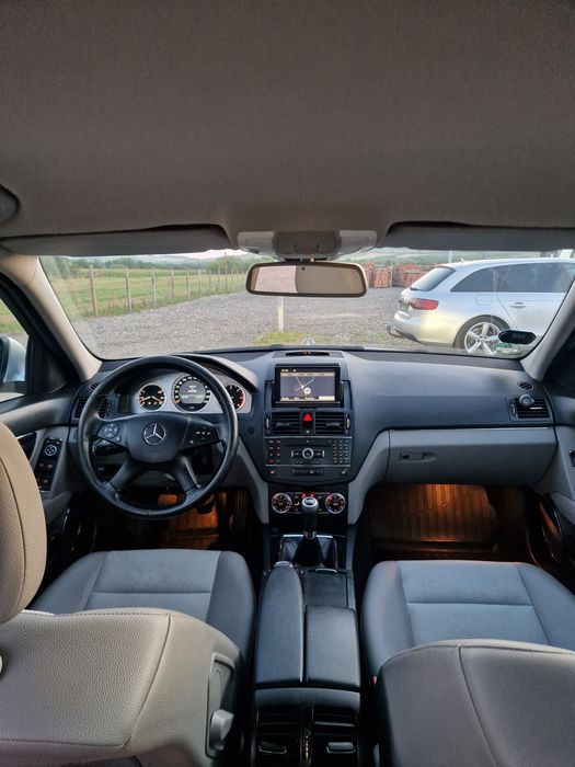 Mercedes Benz C220 avangarde 170cp (nu passat ,audi,bmw)