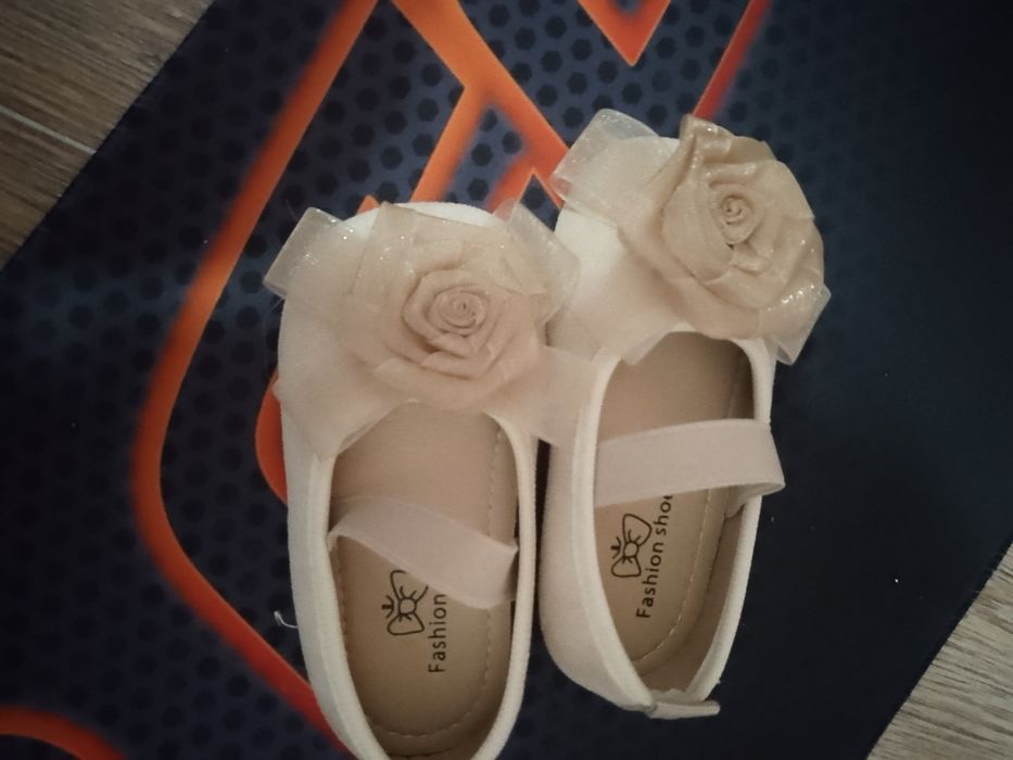 Продаются туфли детские