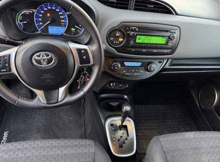 Toyota Yaris 1.5 Hybrid 75 ph 2016