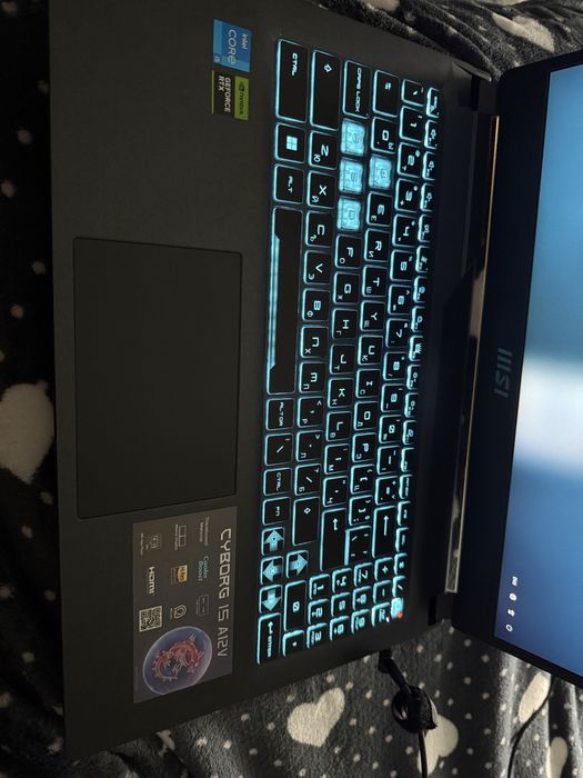 MSI Cyborg 15 A12V RTX 4045 2023