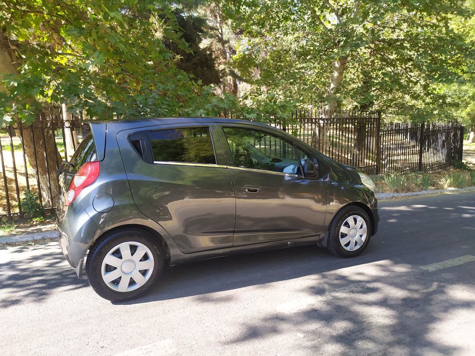 Спарк 2-позиция. Метан газ. Катта матор.