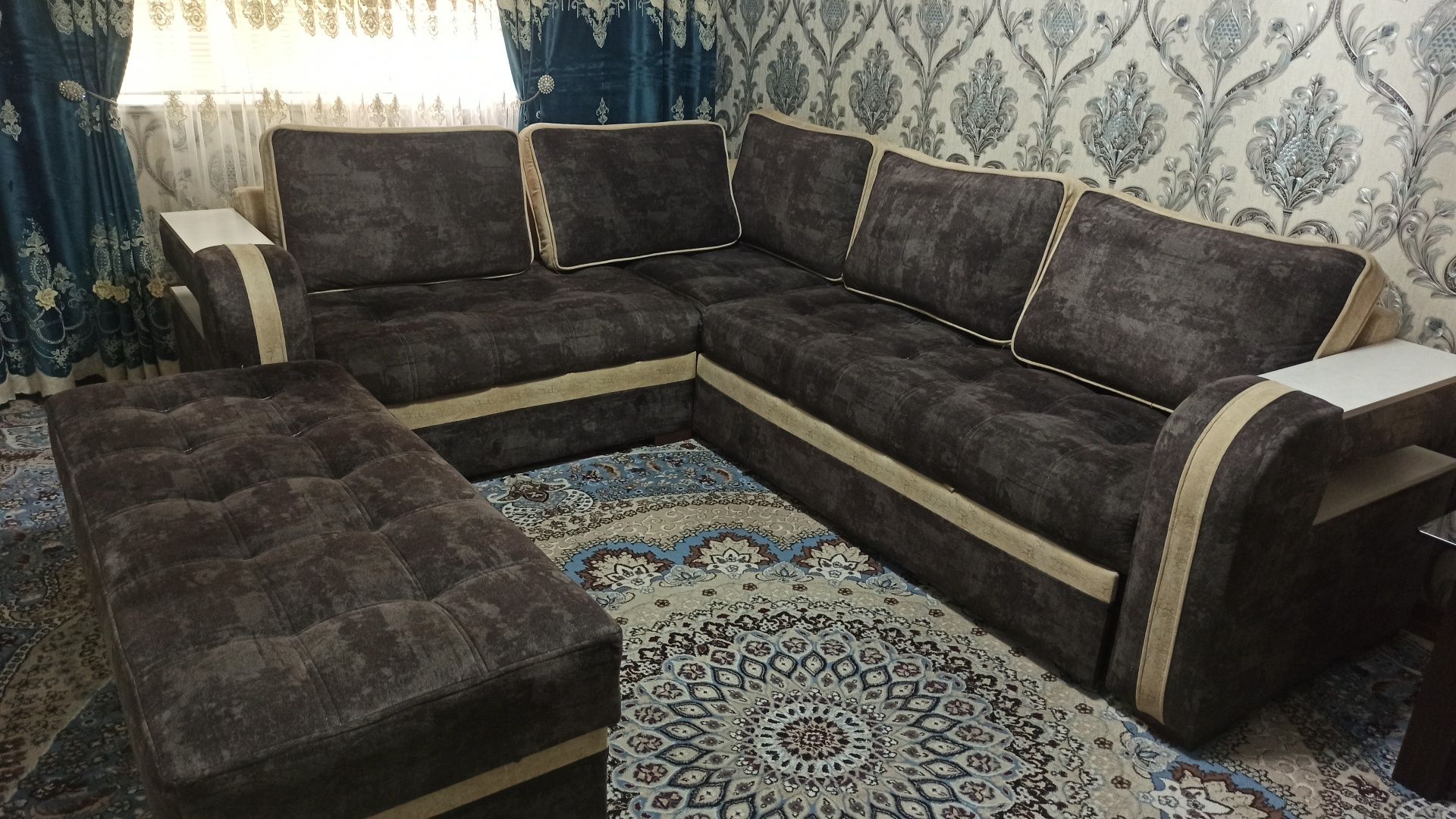 Диван раскладывающийся