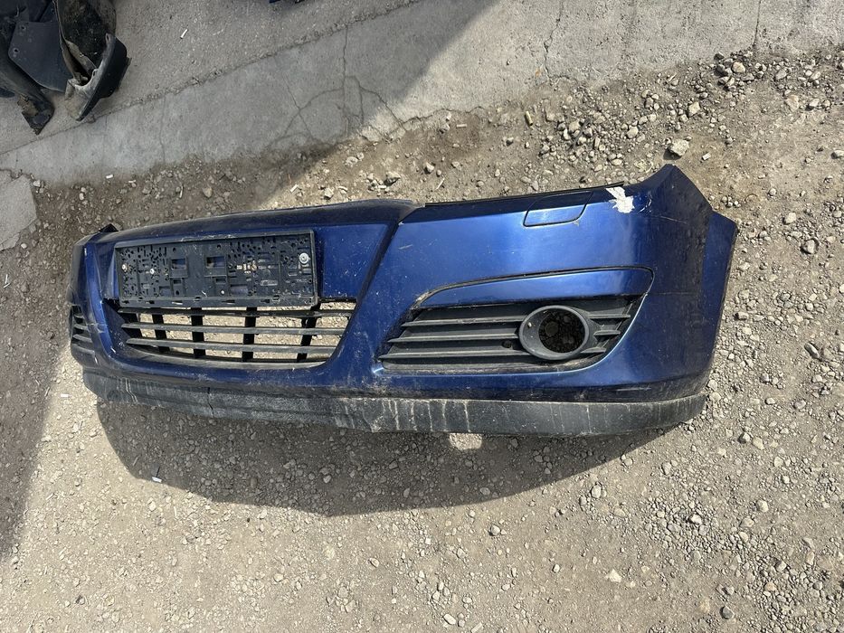 Предна броня за Опел Астра H
